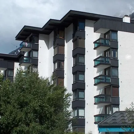 Apartment L'aiguille Du Midi-2 By Interhome *