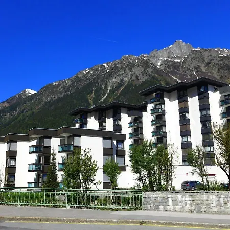 아파트 L'aiguille Du Midi-2 By Interhome